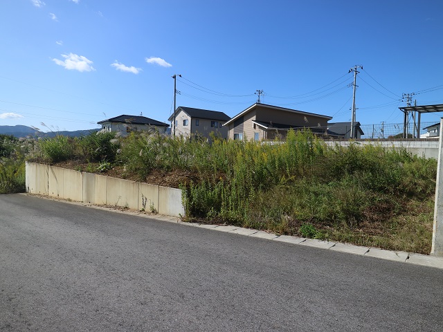 高田町字鳴石【売地】