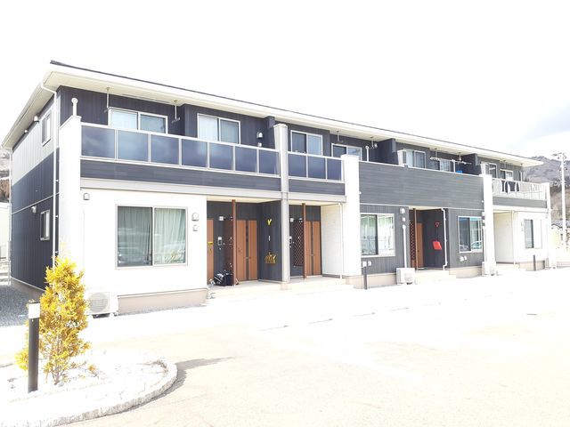 メゾンドソレイユA　104号室　<font color=red>※賃料値下がりしました！</font>　